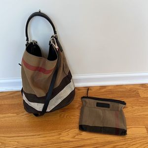 BURBERRY Authentic Ashby medium bucket bag with dust bag